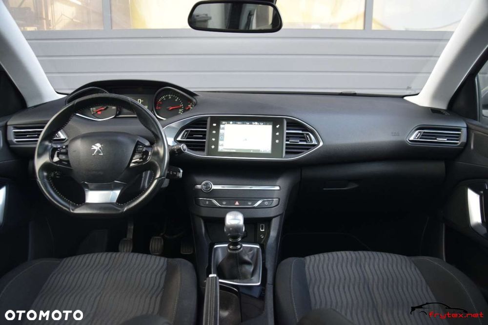 Peugeot 308 - 32