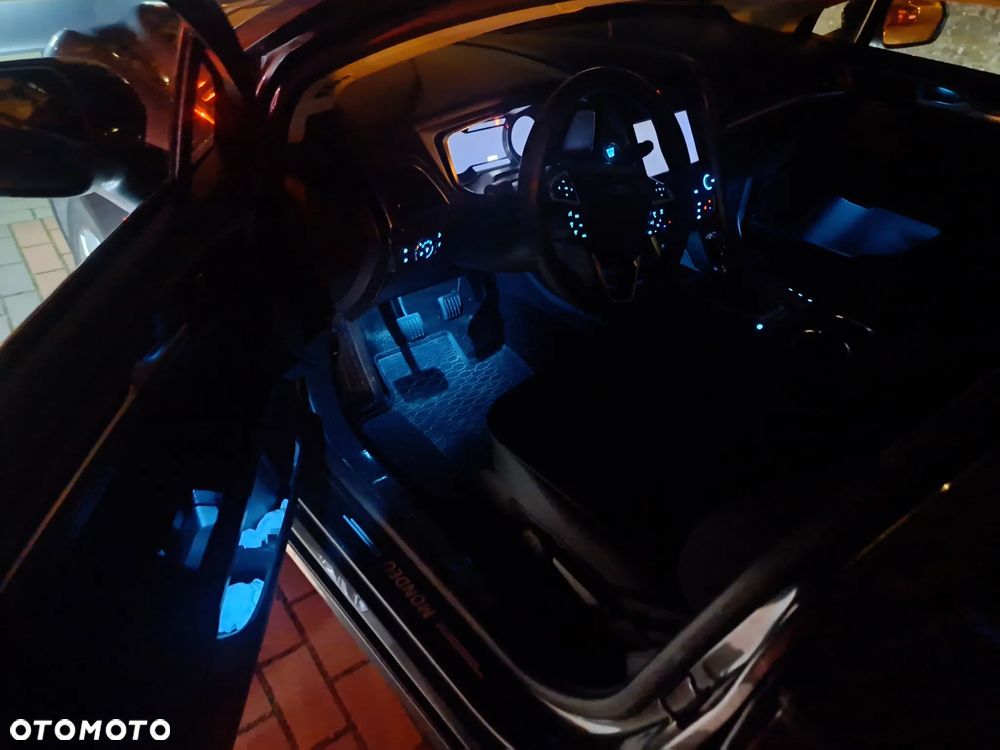 Ford Mondeo 2.0 TDCi Titanium - 29