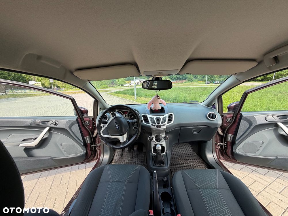 Ford Fiesta 1.25 Titanium - 12