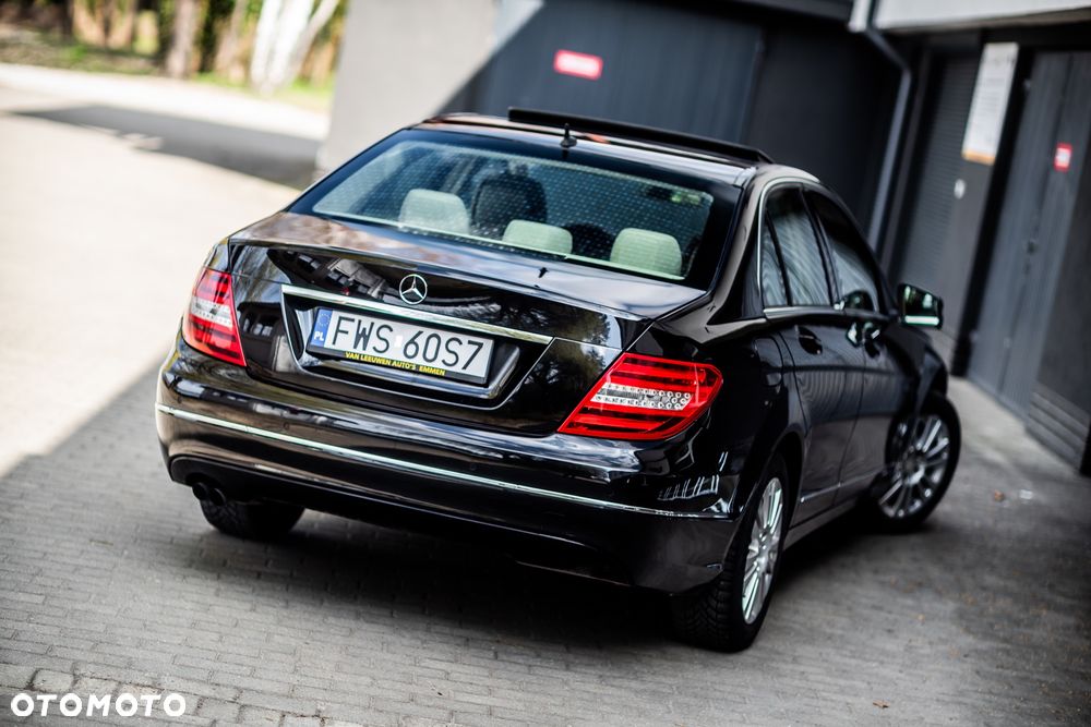 Mercedes-Benz Klasa C 220 d 9G-TRONIC - 20