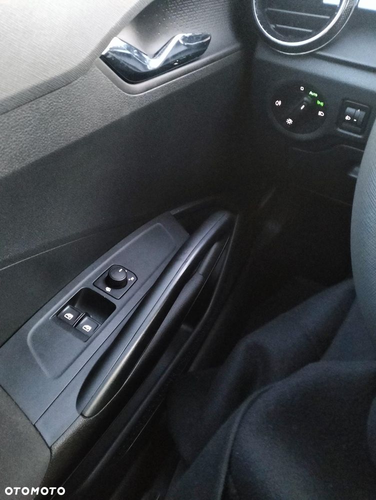 Skoda Fabia 1.0 TSI Ambition - 10