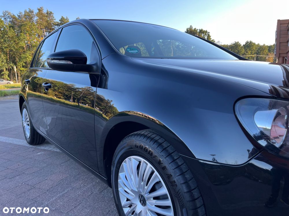Volkswagen Golf - 24
