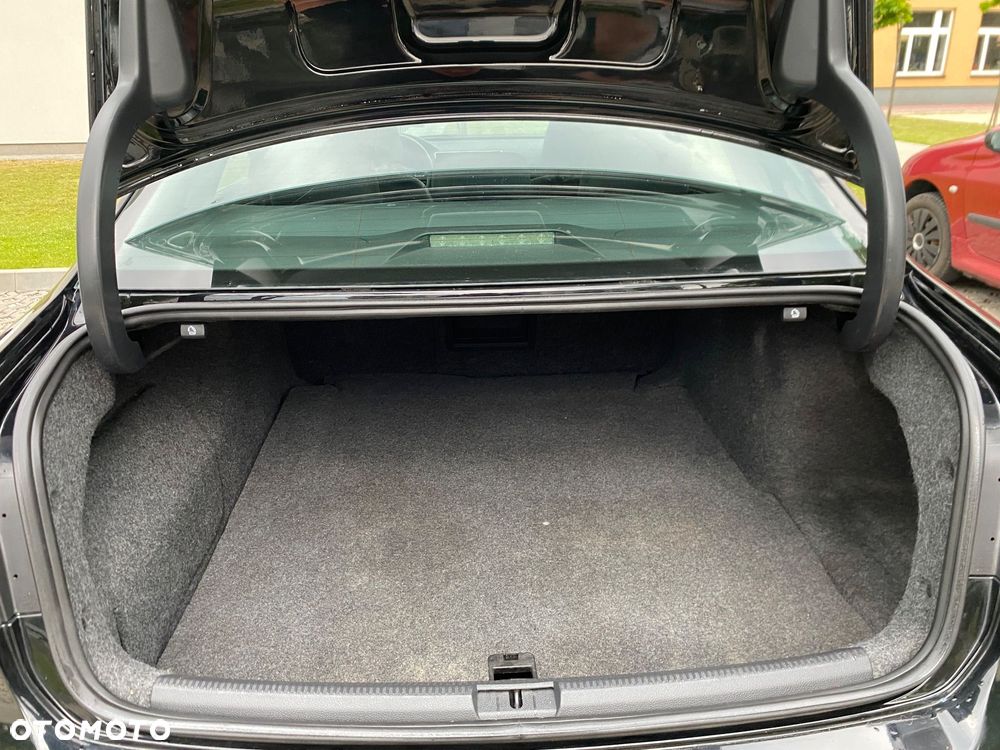 Volkswagen Passat 3.6 V6 R36 - 22
