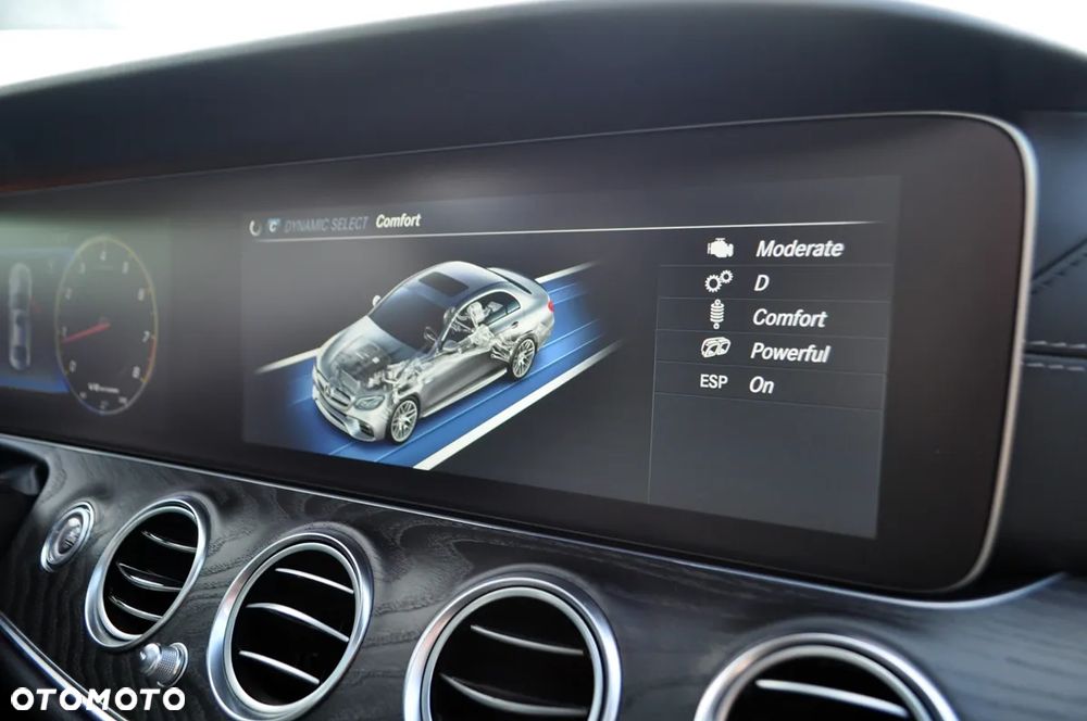 Mercedes-Benz Klasa E - 30