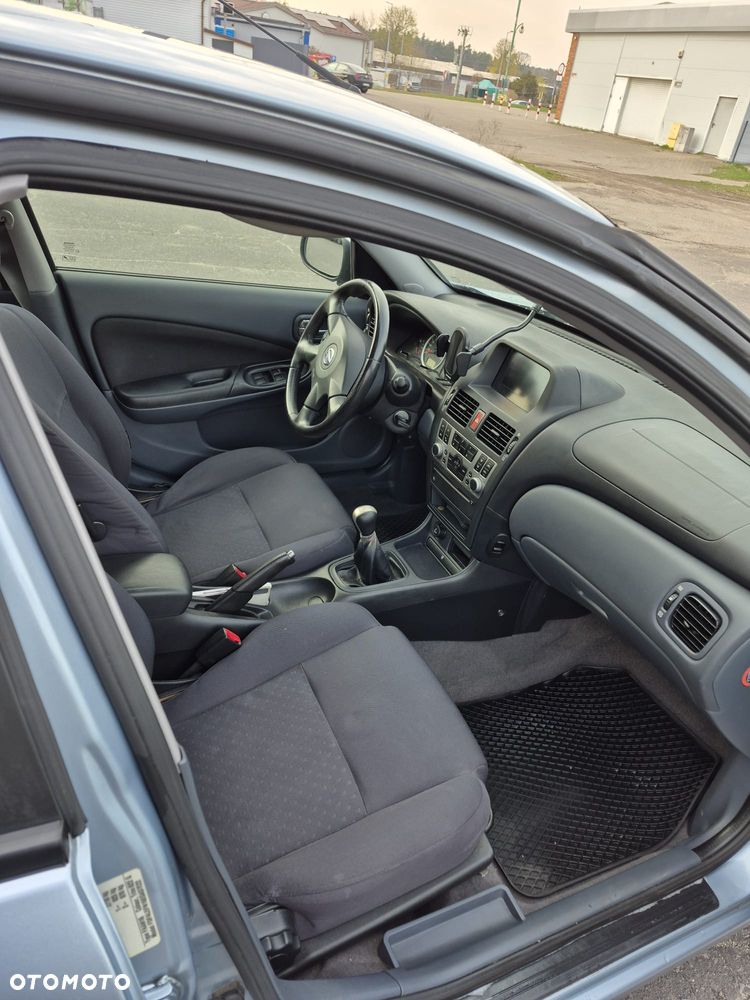 Nissan Almera 1.5 acenta PLUS - 14