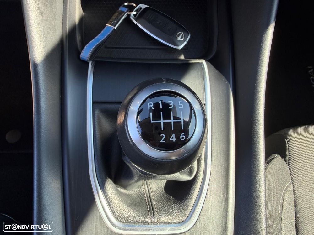 Nissan Qashqai 1.3 DIG-T N-Connecta LED - 24