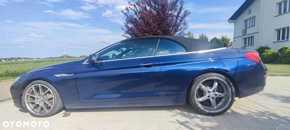 BMW Seria 6 650i - 7
