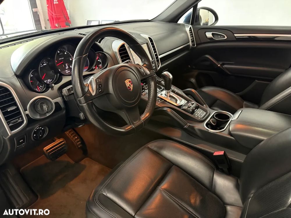 Porsche Cayenne 3.0TD TipTronic - 9