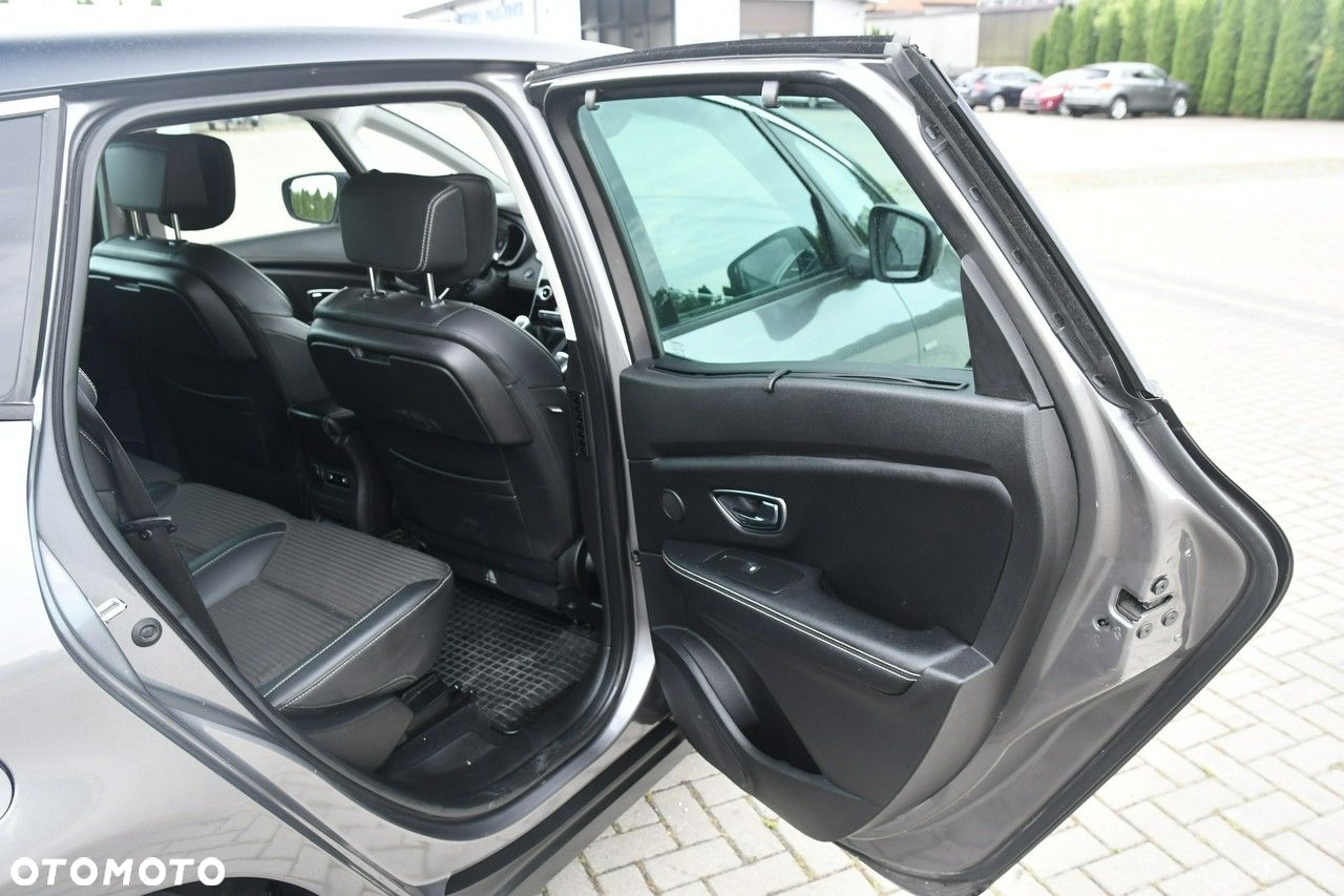 Renault Scenic - 24