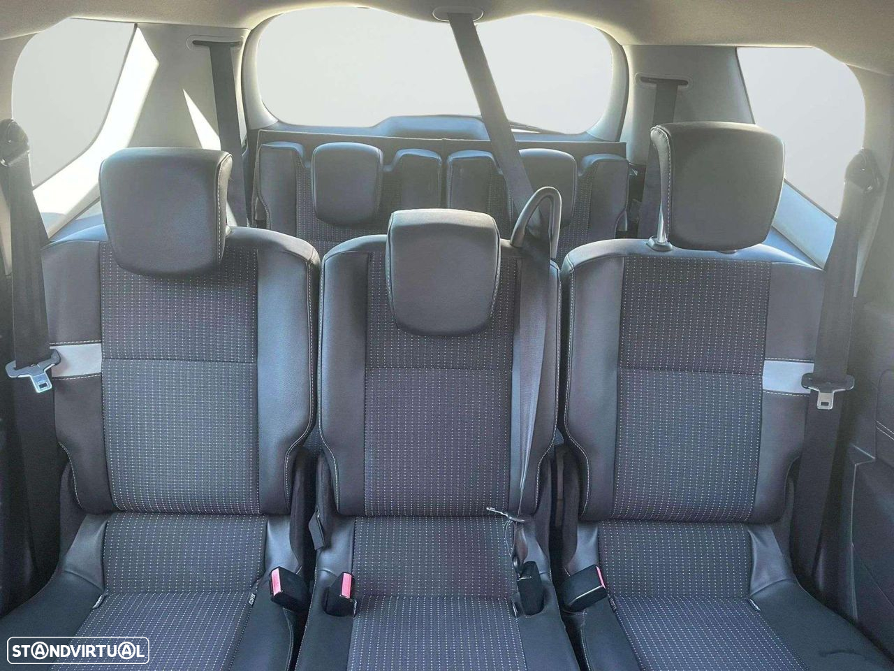 Renault Grand Scénic 1.5 dCi Dynamique S SS - 17