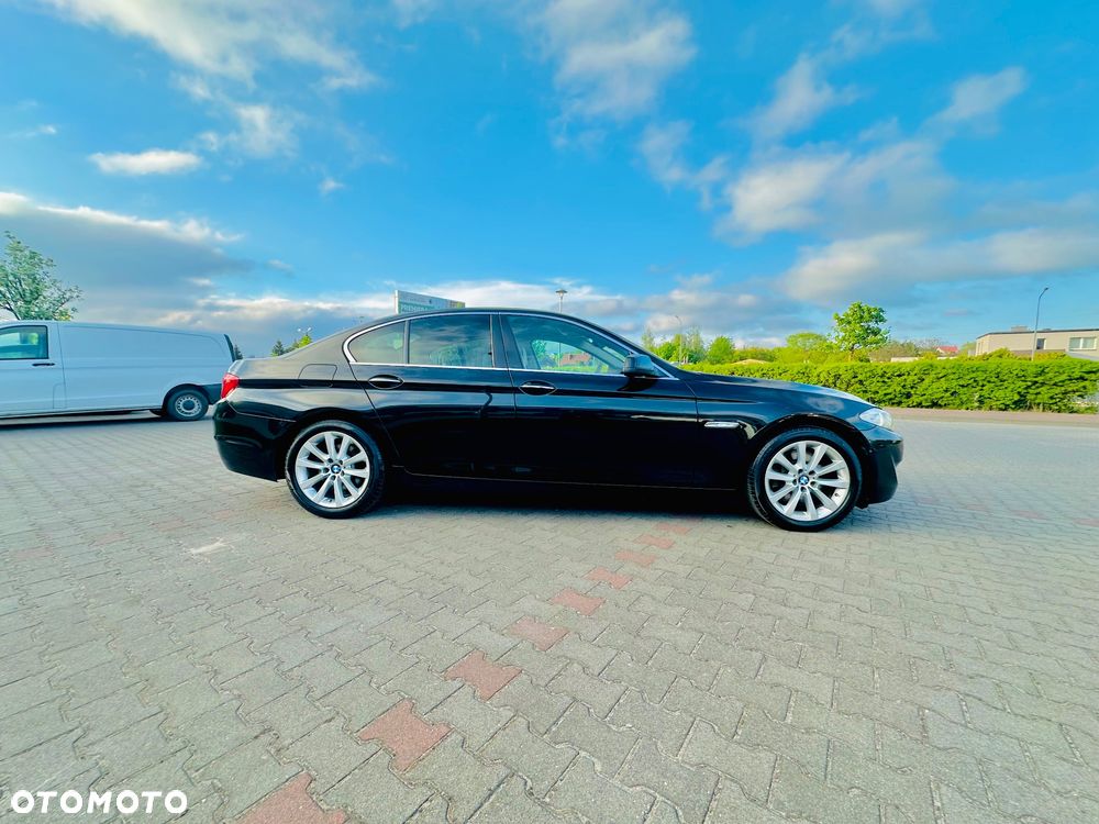 BMW Seria 5 525d - 3