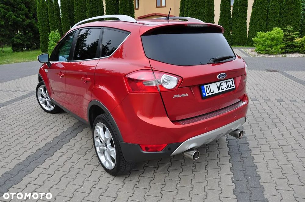 Ford Kuga 2.5 4x4 Titanium - 25