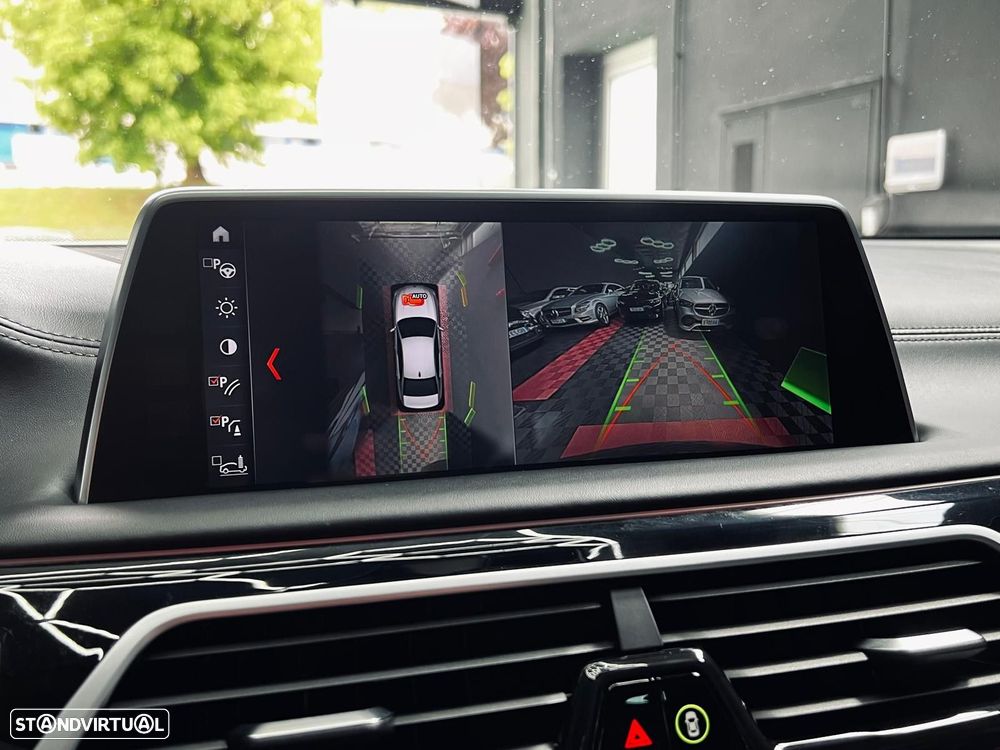 BMW 740 d xDrive Pack M - 25