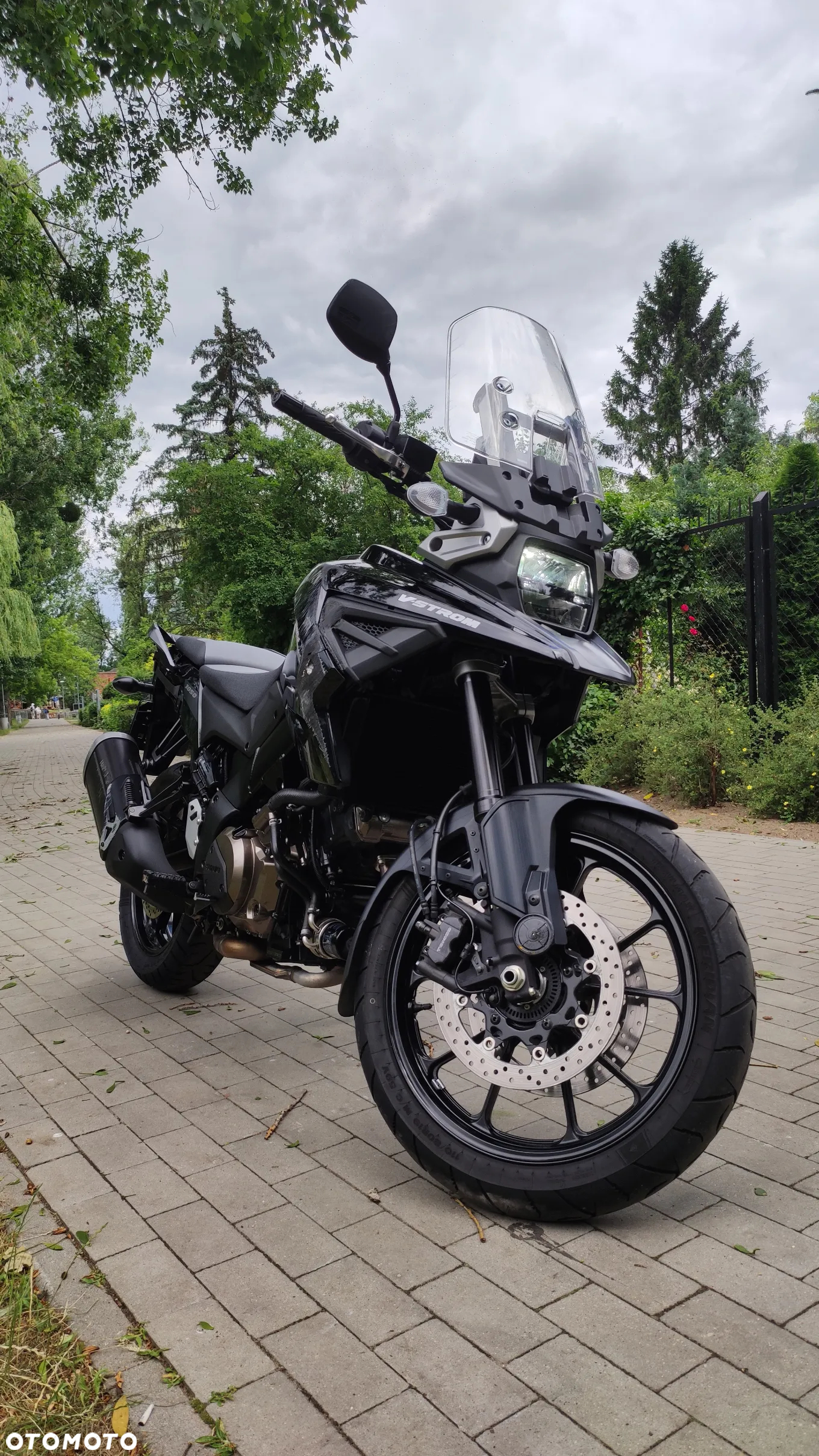Suzuki V-STROM - 11