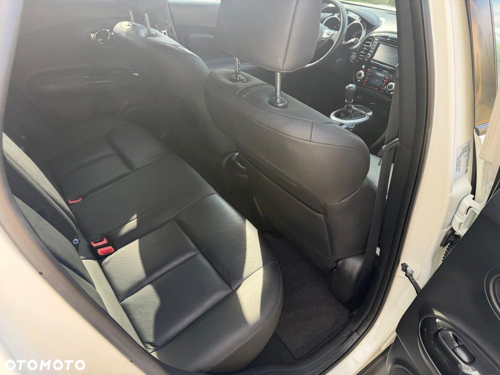 Nissan Juke 1.6 DIG-T N-Connecta - 25