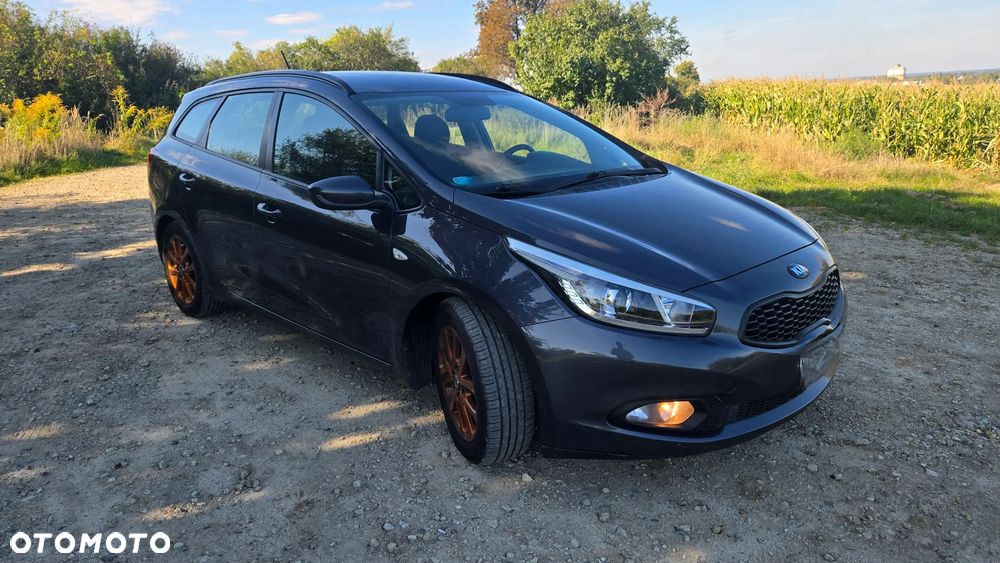 Kia Ceed - 3