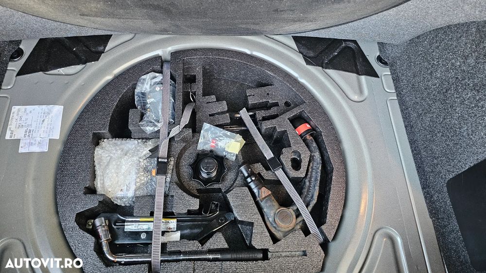 Volkswagen Golf 1.4 TSI DSG Team - 24