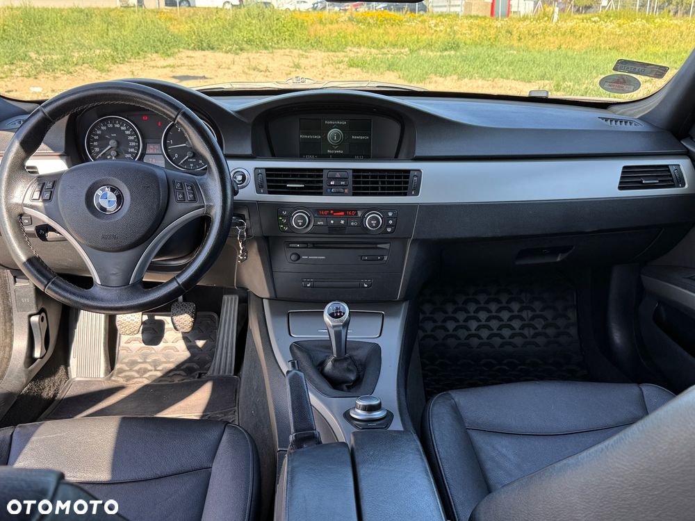 BMW Seria 3 - 12