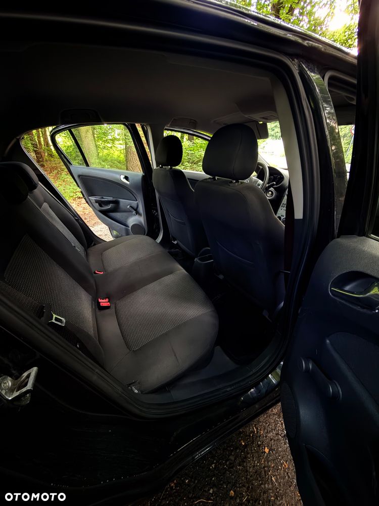 Opel Corsa - 22