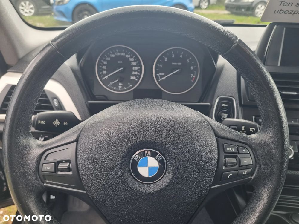 BMW Seria 1 - 24