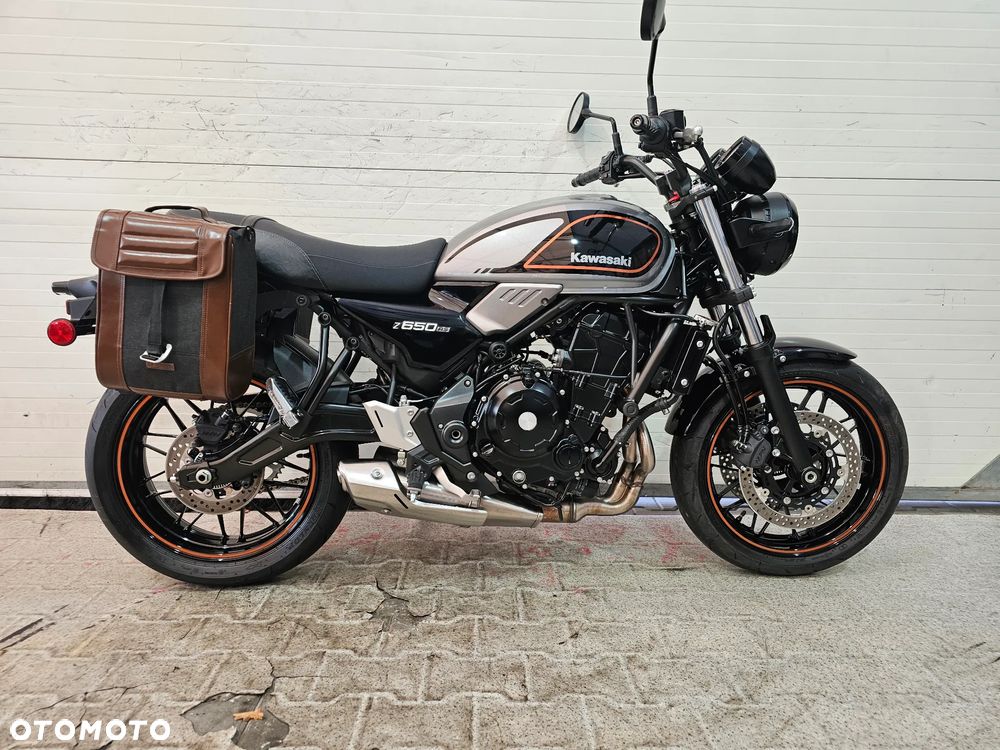 Kawasaki Z 650 RS - 3