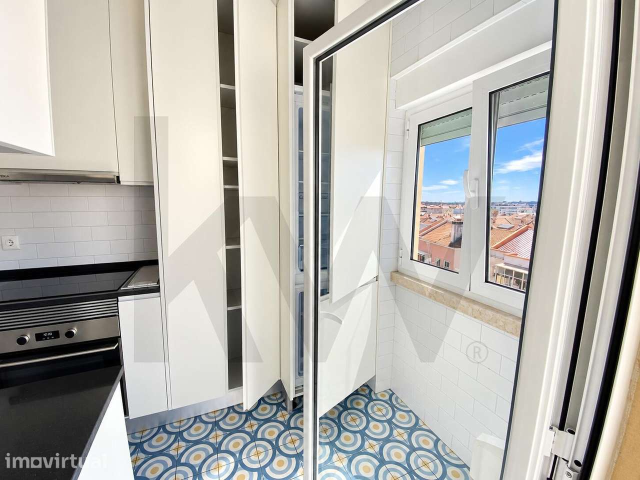 T2 Remodelado com 2 Varandas | Rua 9 de Abril – Amadora - Grande imagem: 5/26