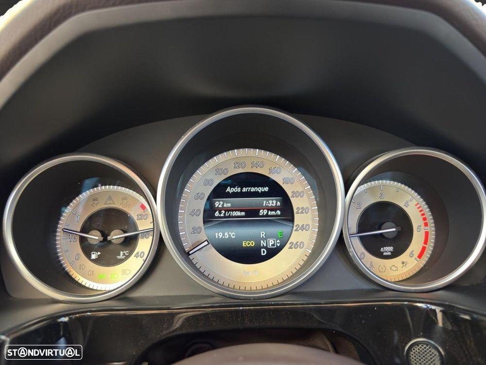 Mercedes-Benz E 250 CDi Avantgarde BlueEfficiency Auto. - 12