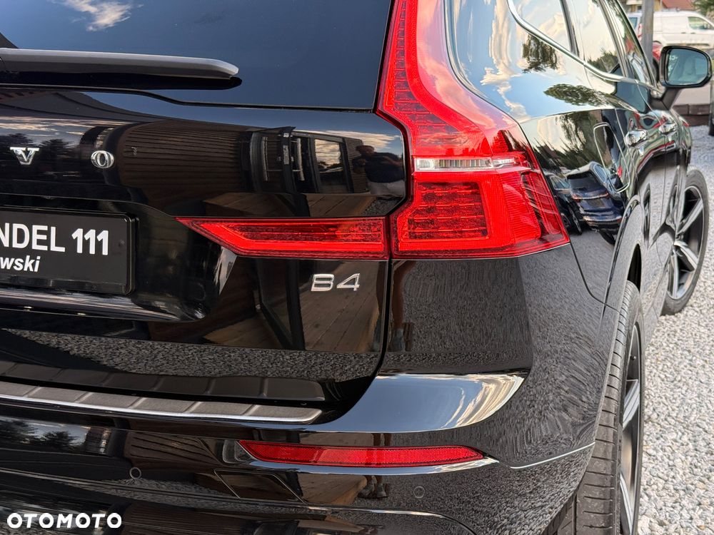 Volvo XC 60 B4 B Plus Bright - 11