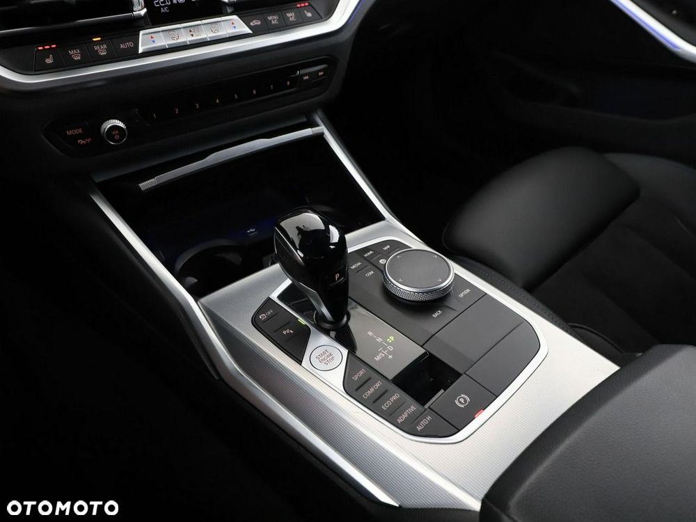 BMW Seria 3 320d xDrive mHEV M Sport - 30