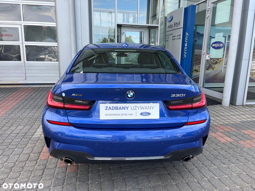 BMW Seria 3 330i M Sport sport - 5