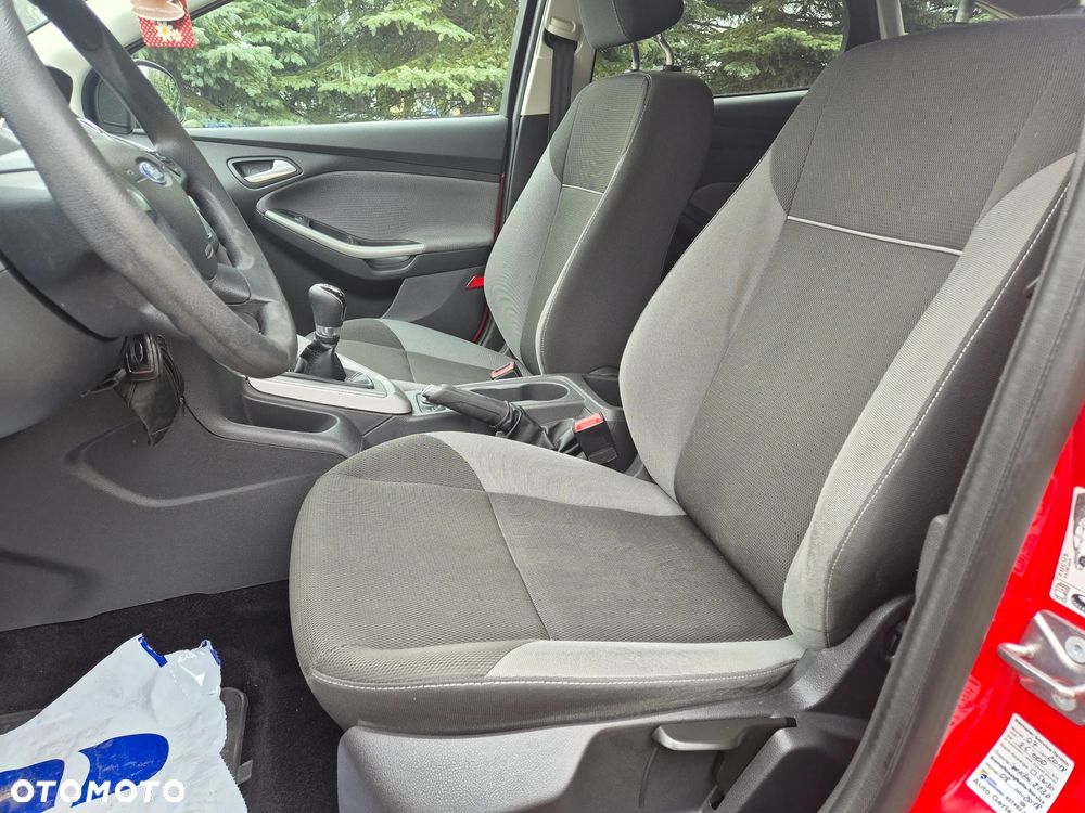 Ford Focus 1.6 TI-VCT Champions Edition - 11