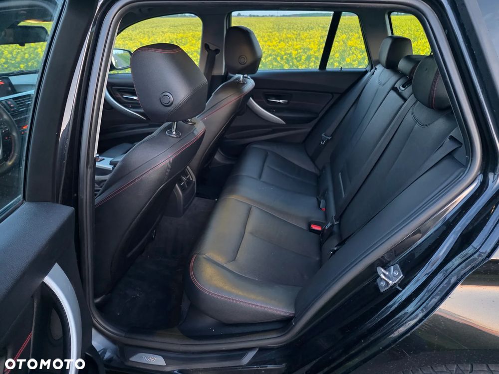 BMW Seria 3 330d Luxury Line - 39