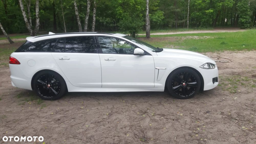 Jaguar XF 3.0 V6 Diesel S Sportbrake - 4