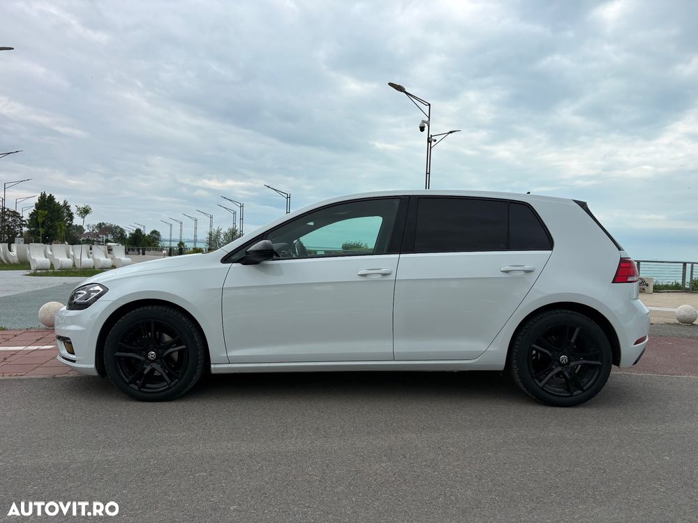 Volkswagen Golf - 12