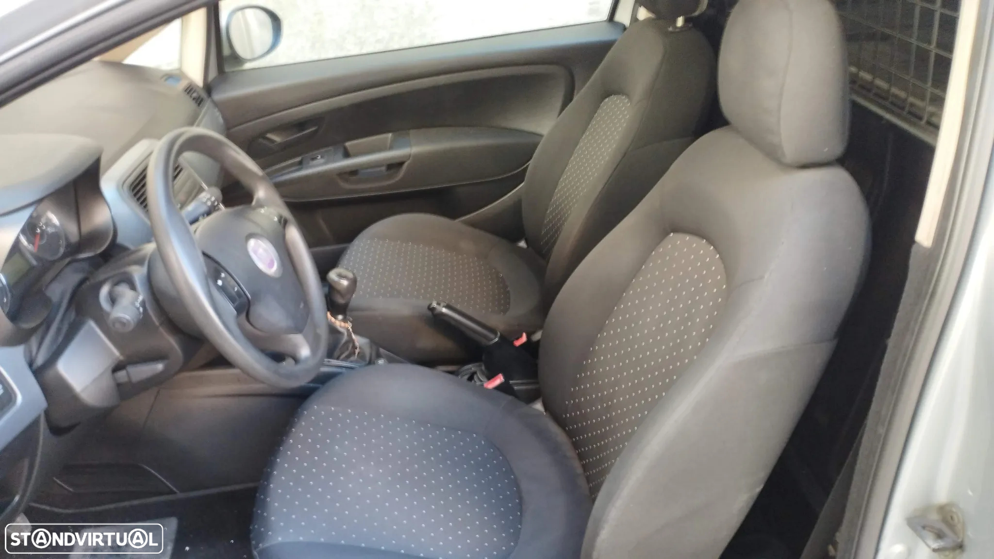 Fiat Grande Punto - 8