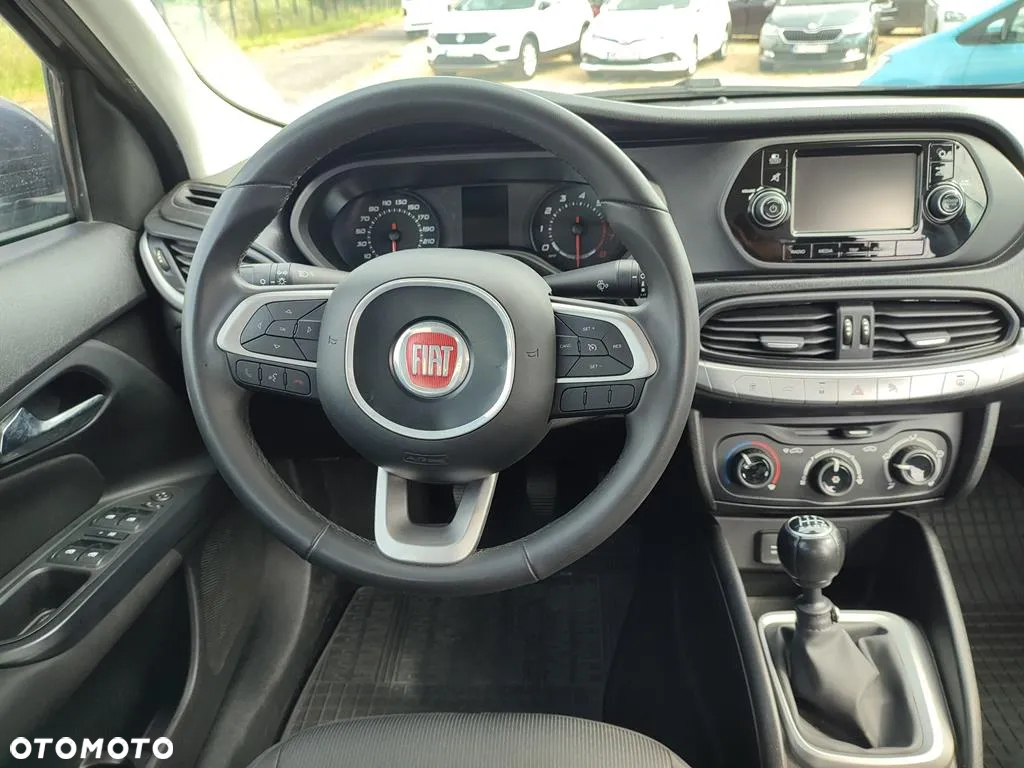 Fiat Tipo 1.4 16v Easy - 12