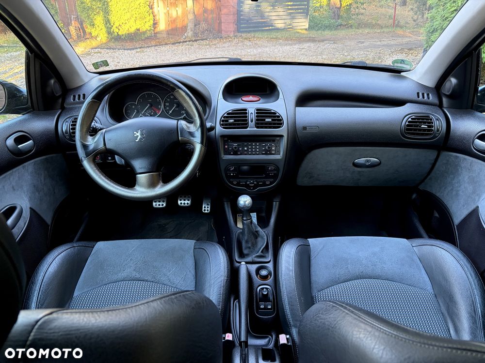 Peugeot 206 - 8
