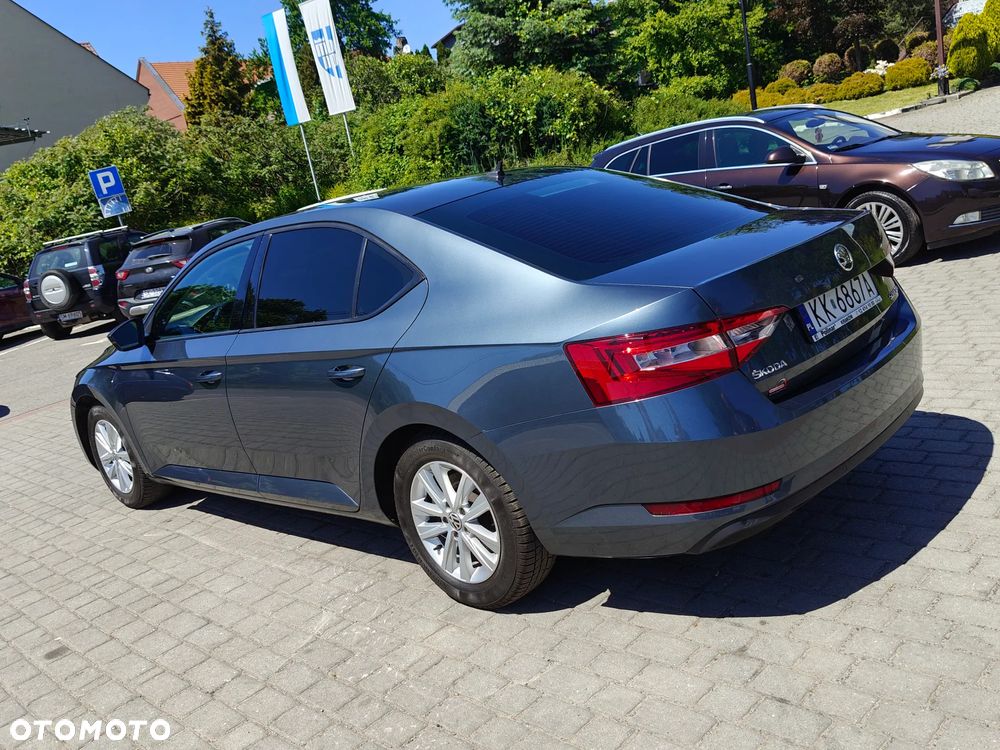 Skoda Superb 1.8 TSI Ambition - 14