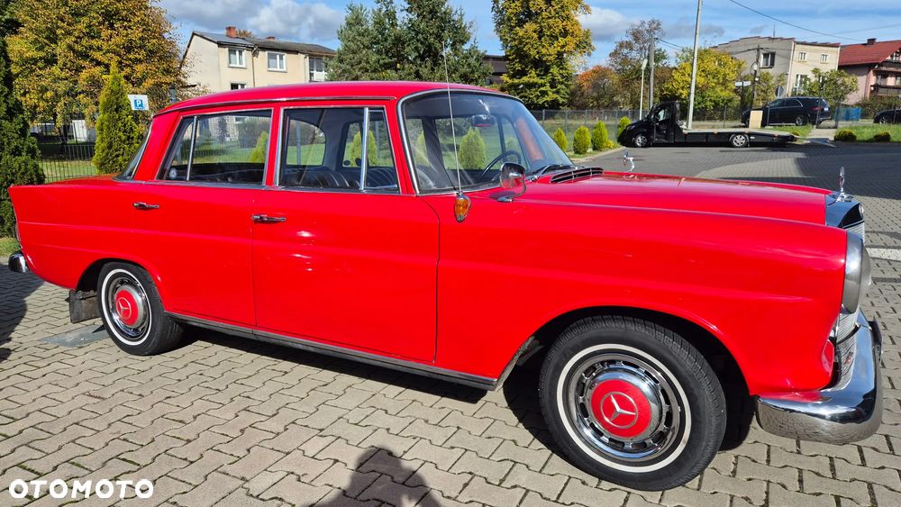 Mercedes-Benz Inny - 35