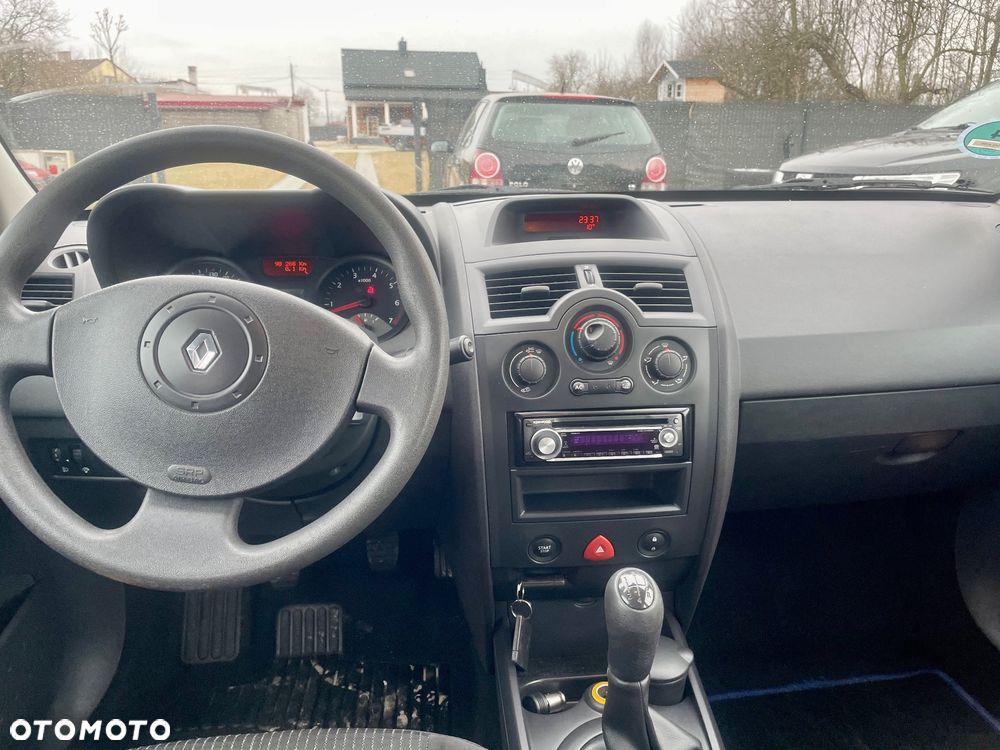 Renault Megane 1.6 RXE 16V - 3