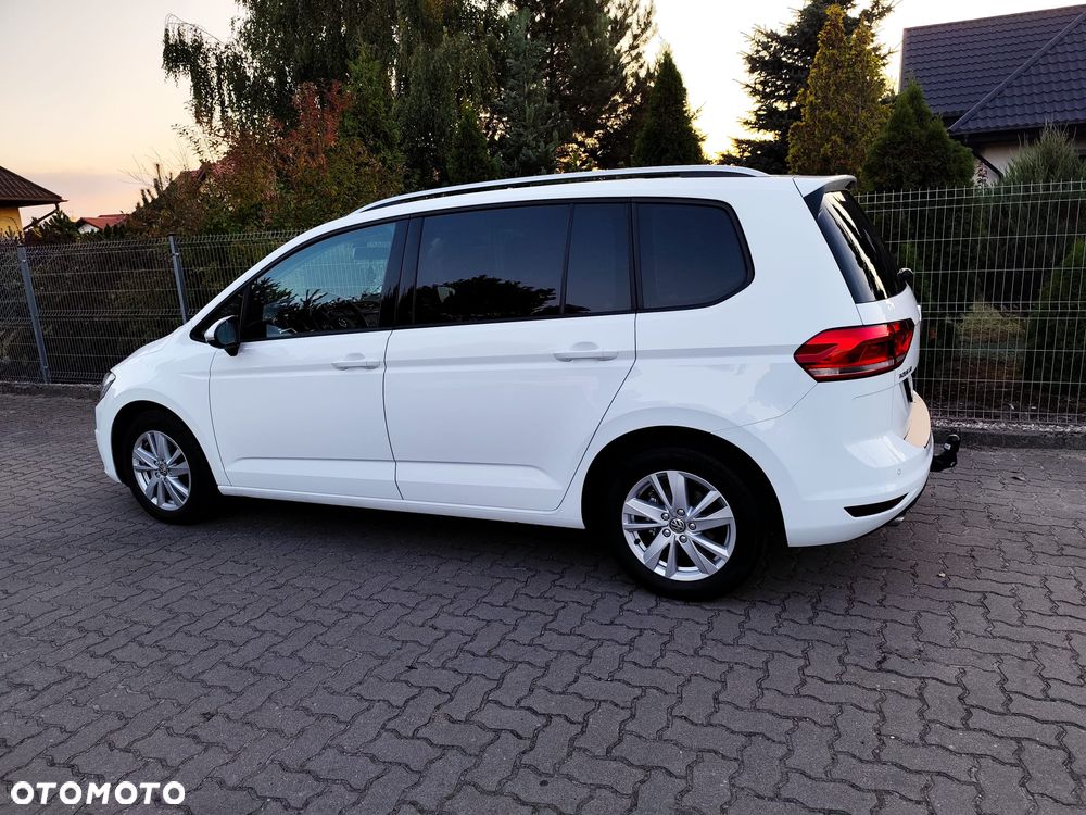 Volkswagen Touran - 6