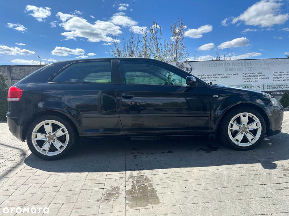 Audi A3 Sportback - 4