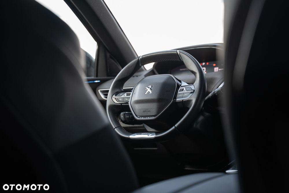 Peugeot 5008 1.6 PureTech GT Pack S&S EAT8 - 26