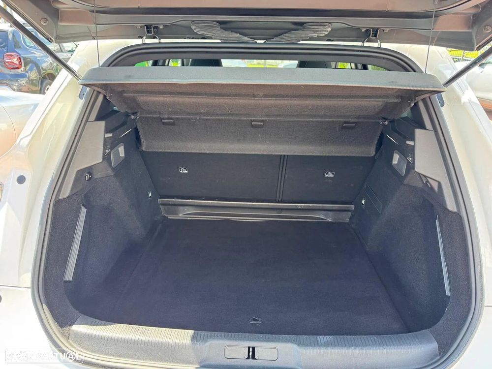 DS DS7 Crossback 1.5 BlueHDi Performance Line EAT8 - 10