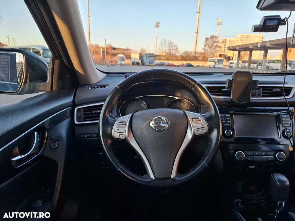 Nissan X-Trail 2.0 dCi ALL-MODE 4x4i Xtronic Tekna - 21