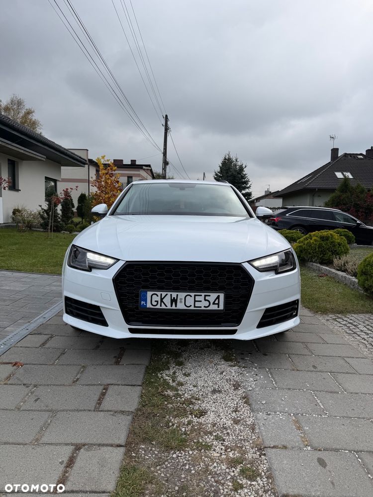 Audi A4 Avant 2.0 TDI ultra S tronic design - 1