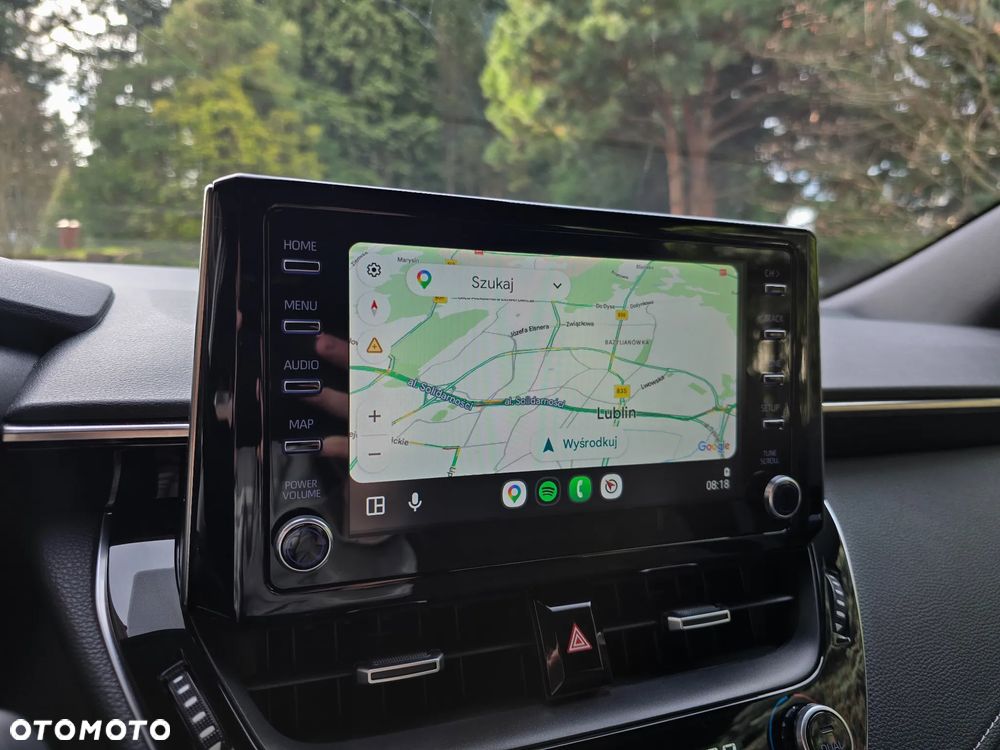 Toyota Corolla 1.8 Hybrid Comfort - 22