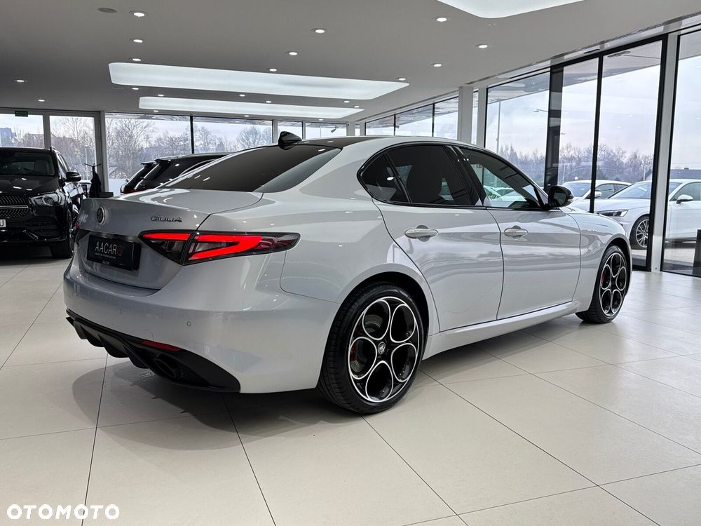 Alfa Romeo Giulia 2.0 Turbo Veloce Q4 - 5