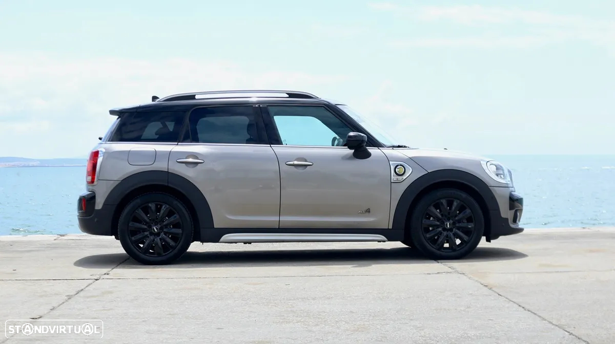 MINI Countryman Cooper SE ALL4 Auto - 5
