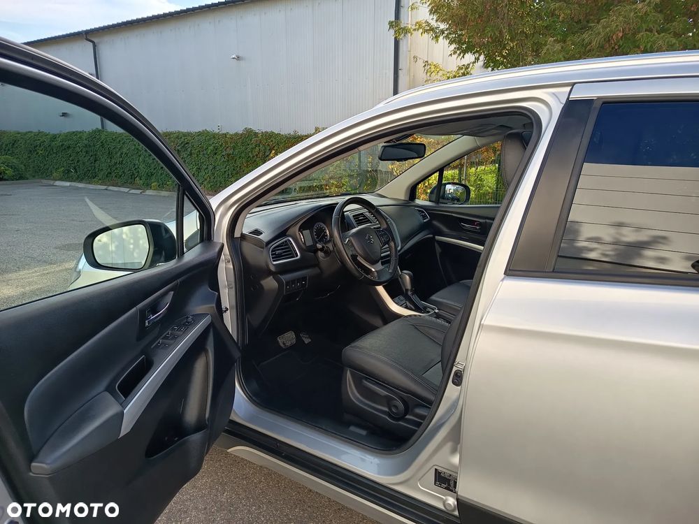 Suzuki SX4 S-Cross 1.6 VVT CVT 4x4 Comfort - 12